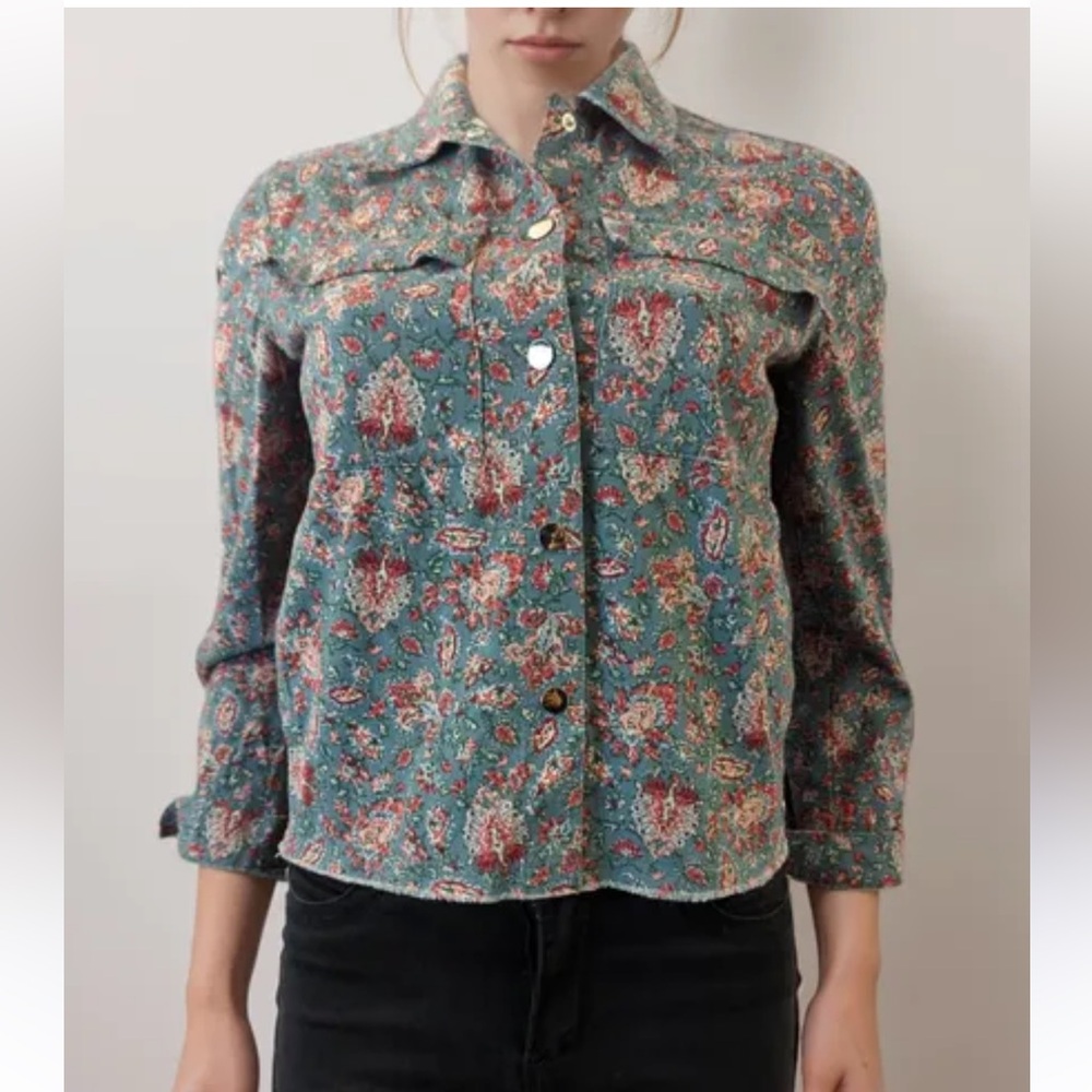 Taelynn Floral Button-Up Women's Top